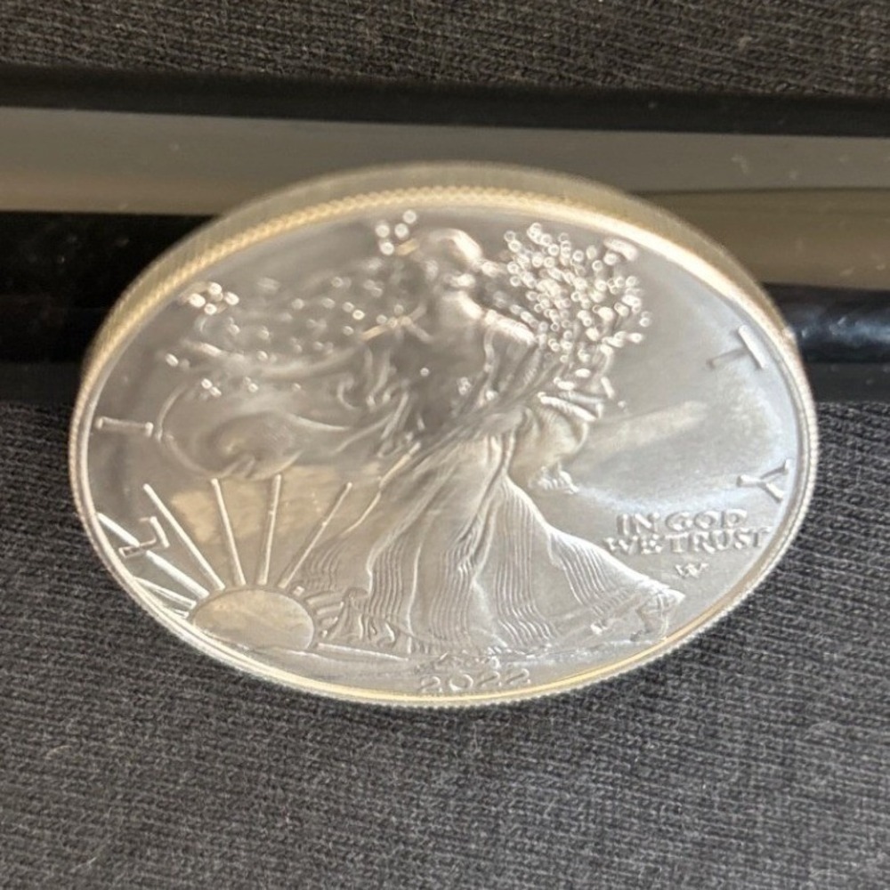 2022 American Silver Eagle 1oz .999 Fine Silver Dollar Coin Type 2 Uncirculated - Picture 3 of 4